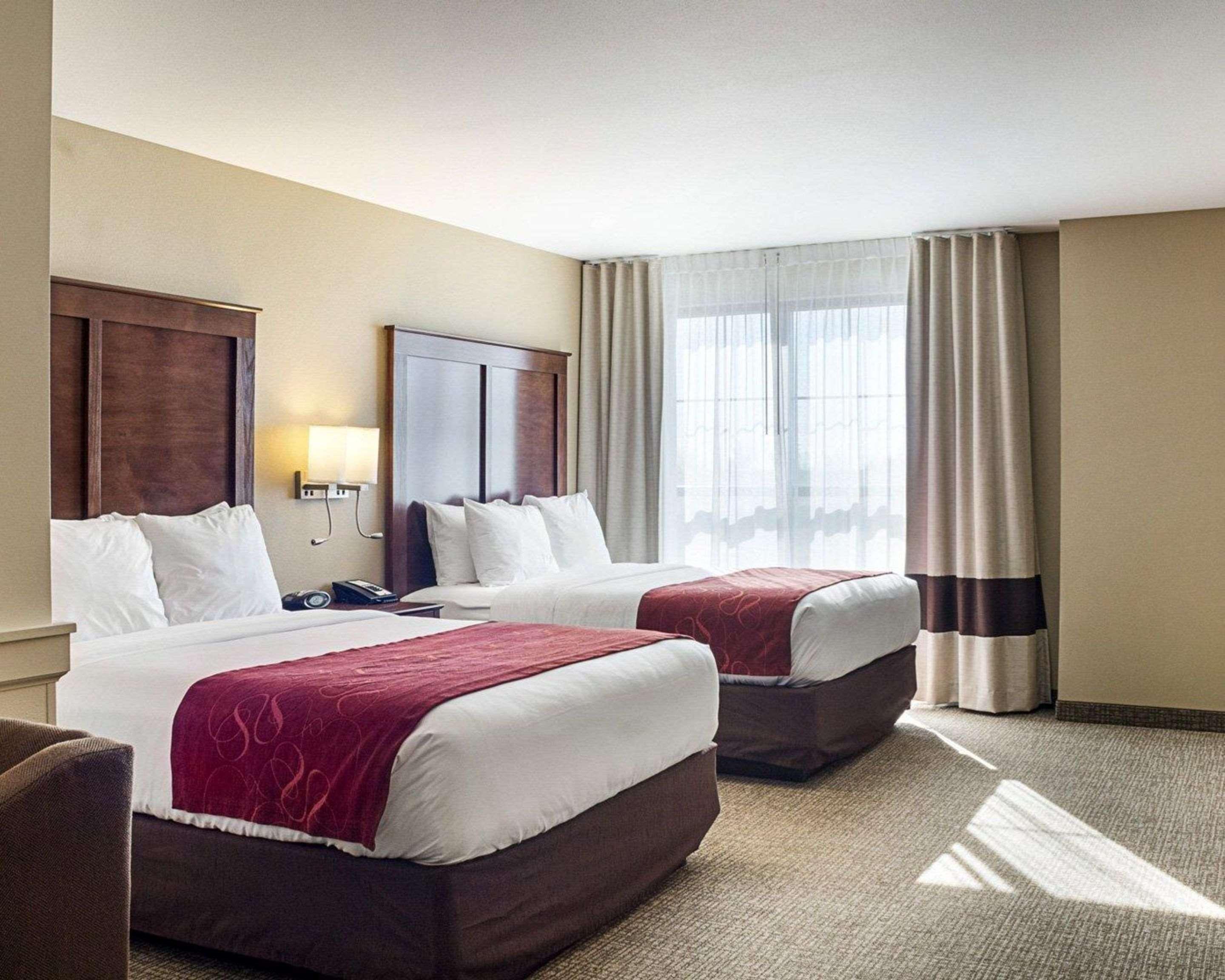 Comfort Suites Fargo Medical Center Extérieur photo