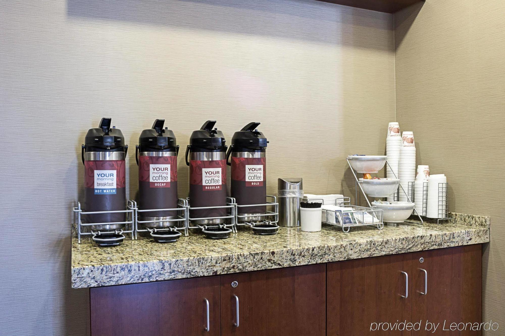 Comfort Suites Fargo Medical Center Extérieur photo
