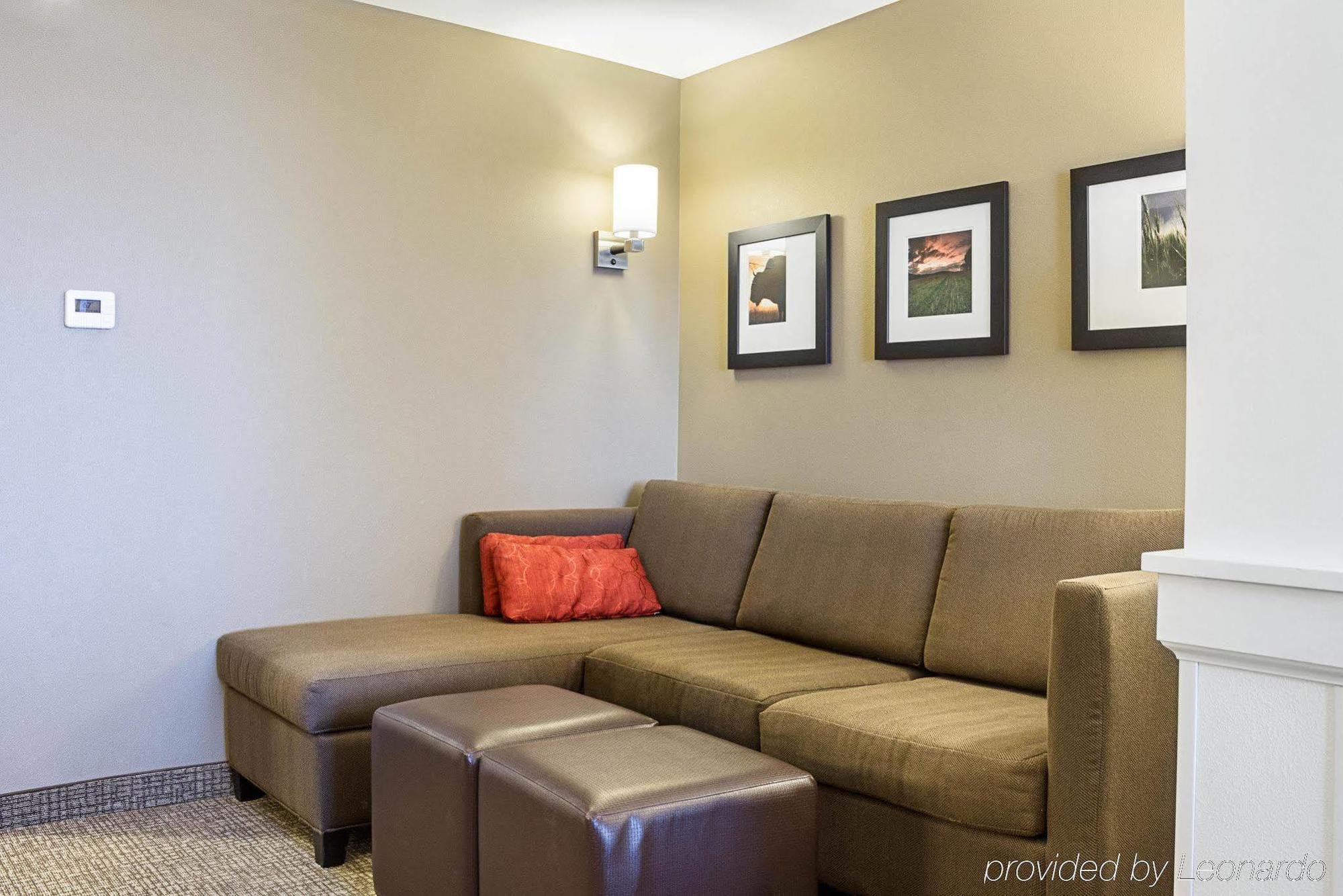 Comfort Suites Fargo Medical Center Extérieur photo
