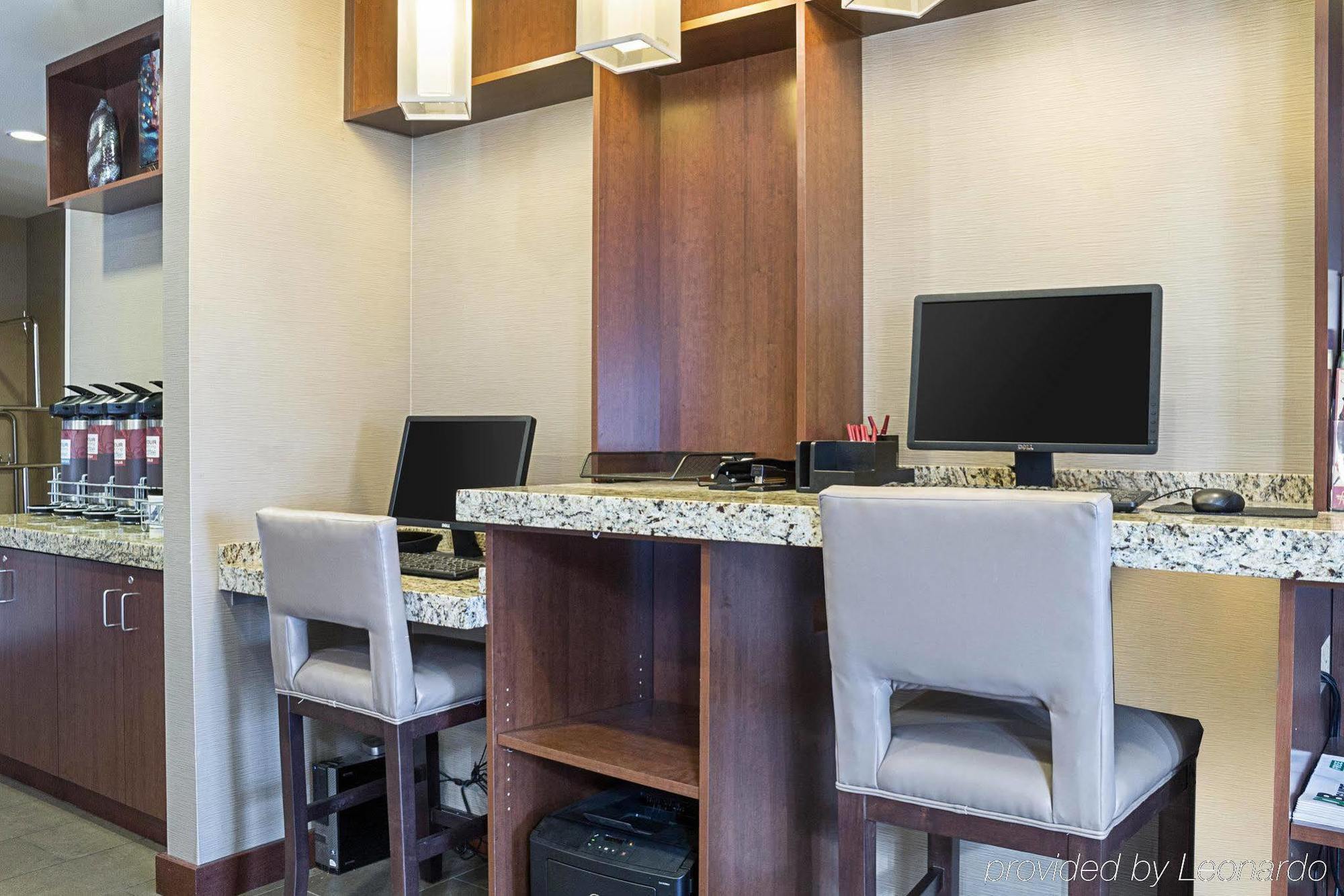 Comfort Suites Fargo Medical Center Extérieur photo