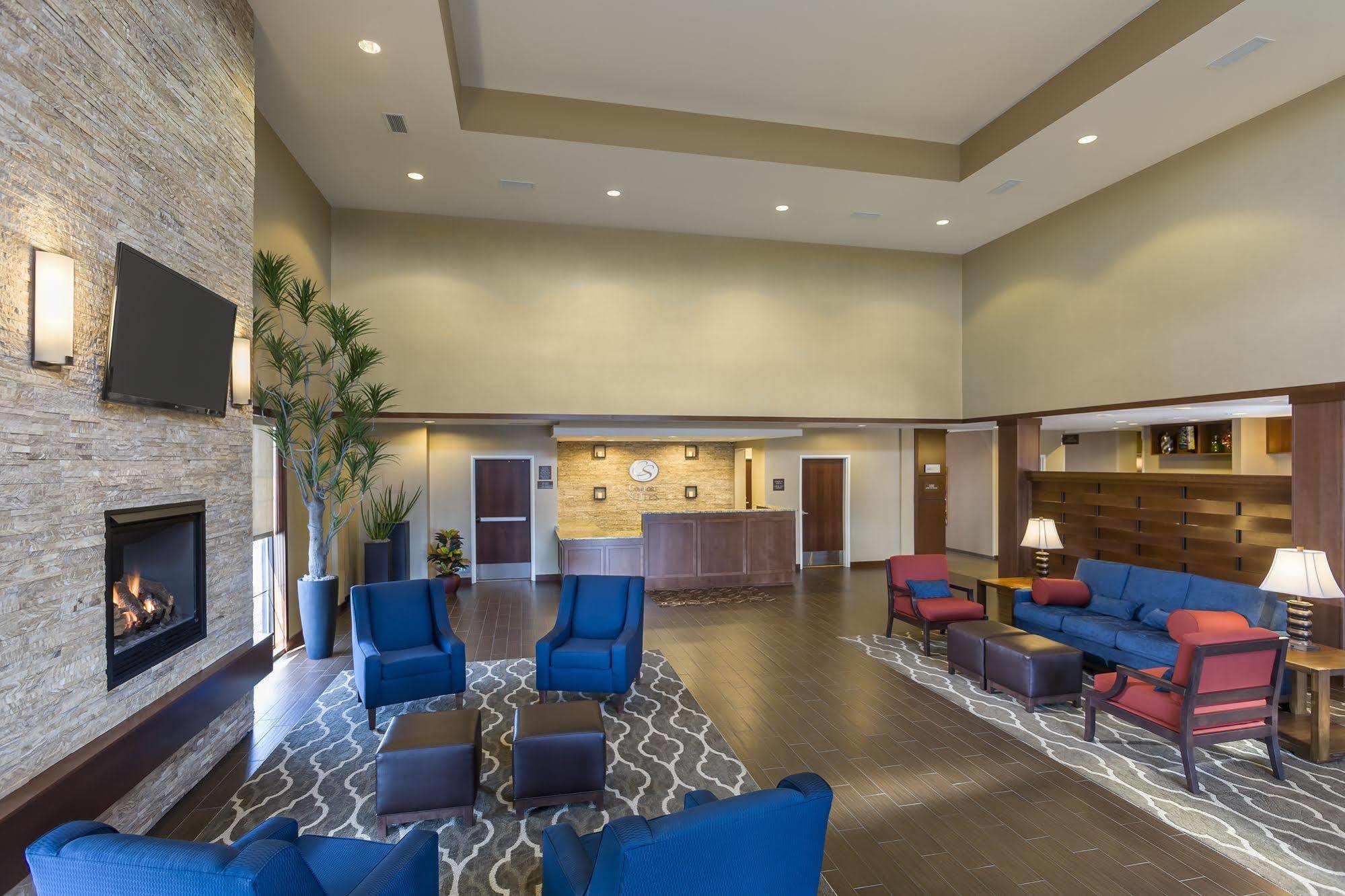 Comfort Suites Fargo Medical Center Extérieur photo